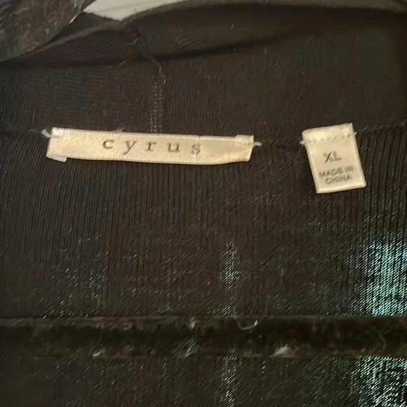 Cyrus, Open Front Cardigan, 2 Tone, New Without Tags - Picture 2 of 4